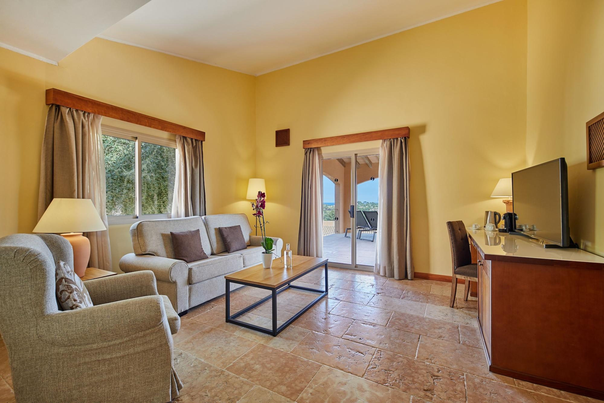 Pula Suites Boutique Resort Son Servera  Exterior photo