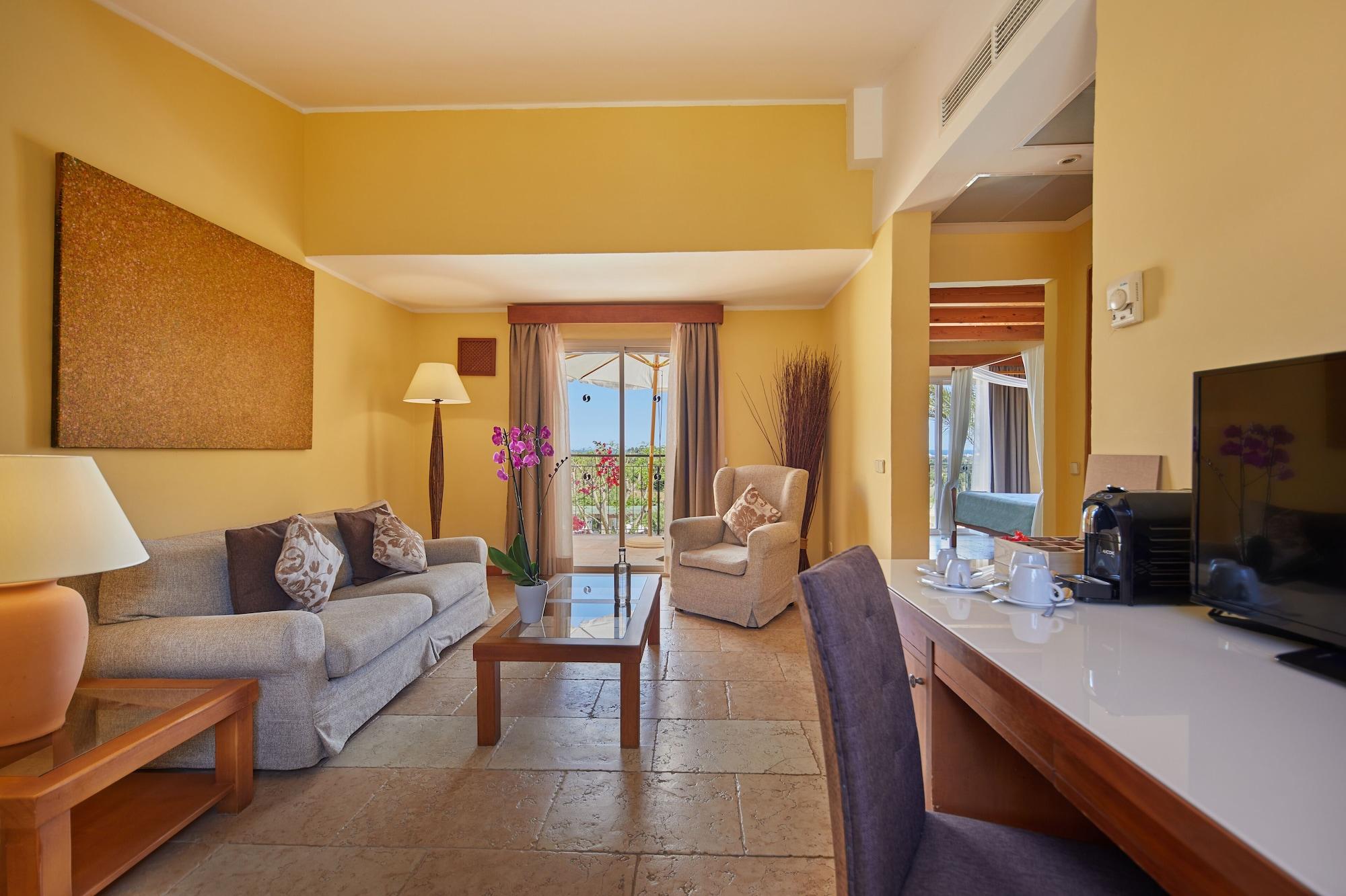 Pula Suites Boutique Resort Son Servera  Exterior photo